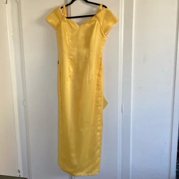 yellow jr bridesmaid dress WEDTREND Women Sunshine Daffodil Yellow Junior Bridesmaid Dress A-Line  Spaghetti Straps Ruched Satin Wedding Guest Dress main image 0